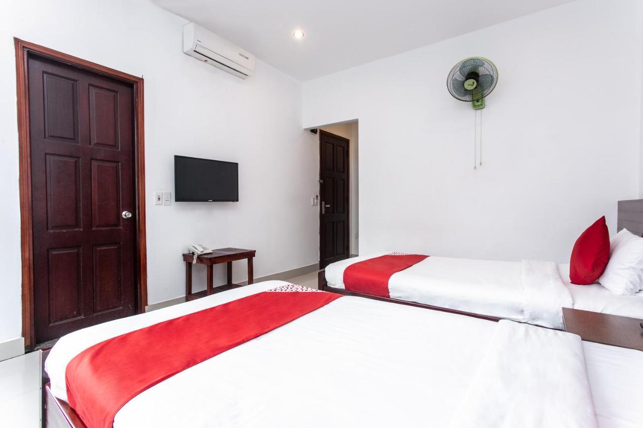Oyo 557 Phi Yen Hotel Da Nang Exterior photo