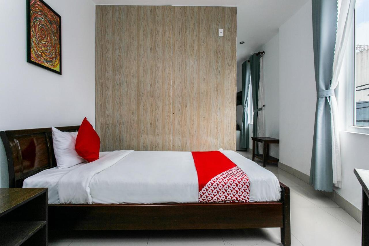 Oyo 557 Phi Yen Hotel Da Nang Exterior photo
