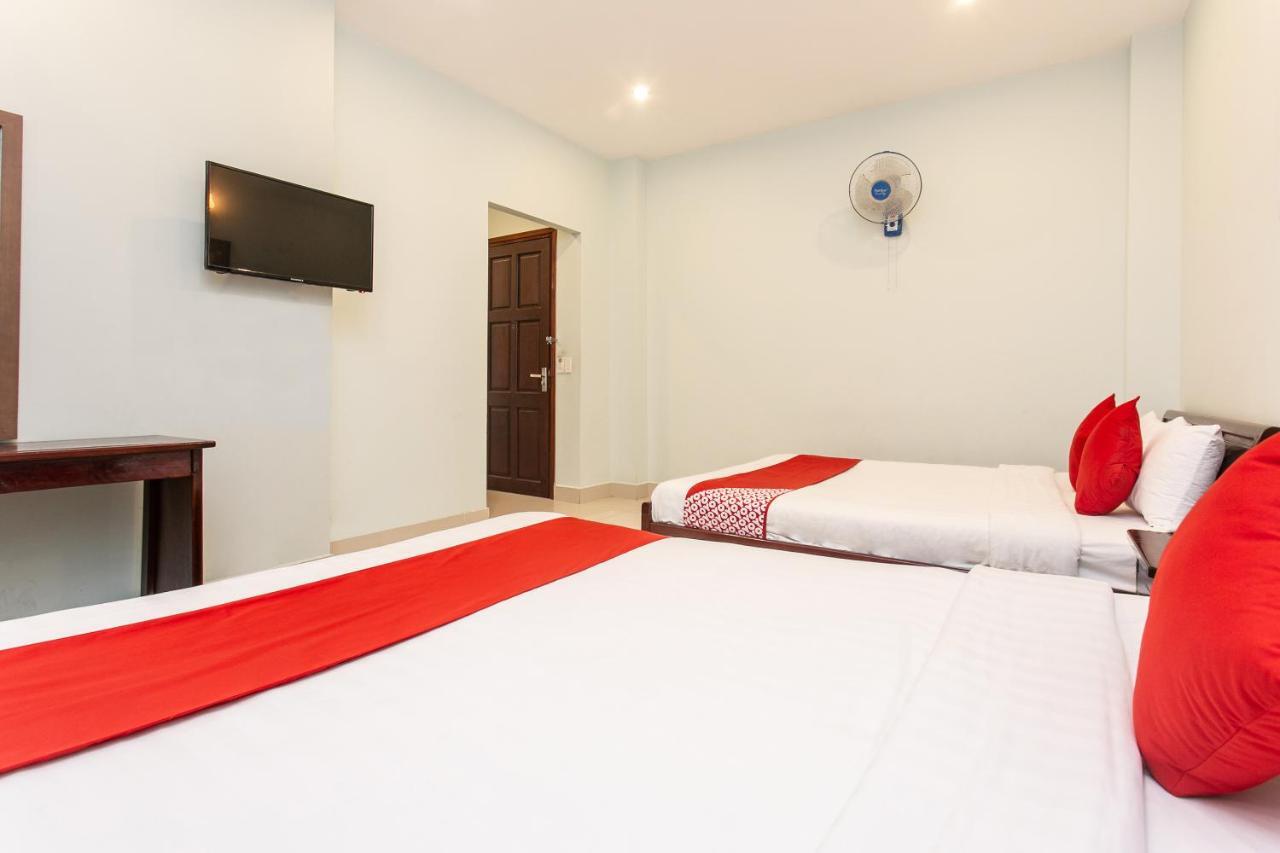 Oyo 557 Phi Yen Hotel Da Nang Exterior photo
